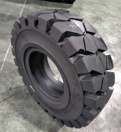 250-15 ATLAPEX CONTIRUN SOLID 7.00/7.50